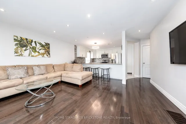 Additional image 10 of 19 Granite St