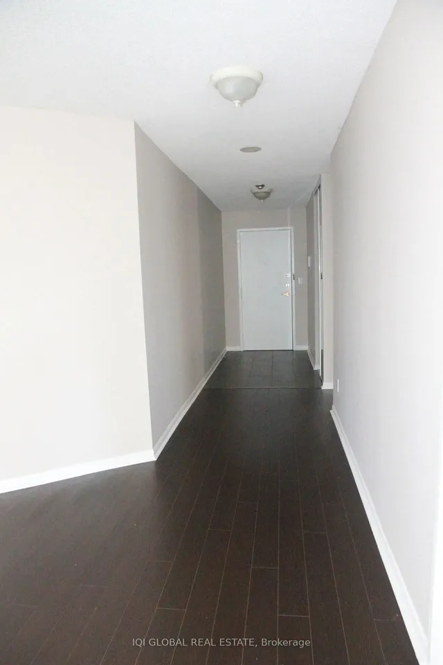 Additional image 13 of 7 Carlton St Unit 1212