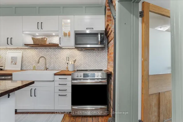 Additional image 15 of 40 Emerald St