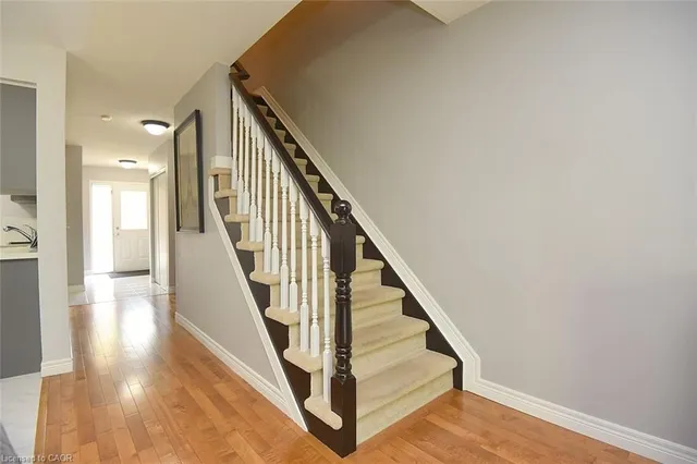 Additional image 20 of 15 Bronte Crt