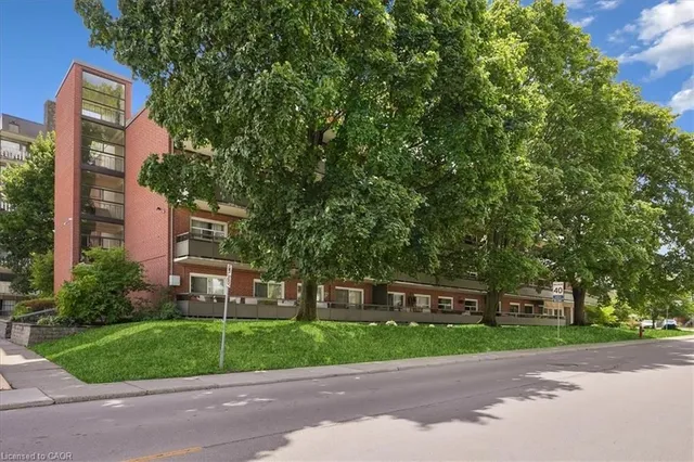 Additional image 32 of 11 Woodman Dr Unit 102