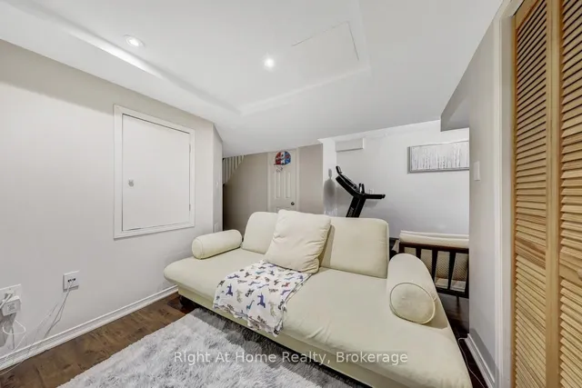 Additional image 38 of 5255 Guildwood Way Unit 48