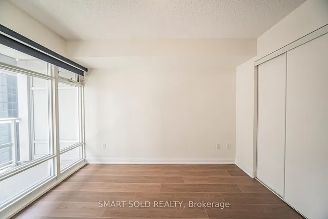 Additional image 39 of 2191 Yonge St Unit 901