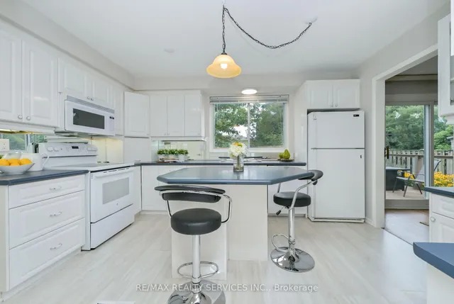 Additional image 4 of 23 Governor Grove Cres