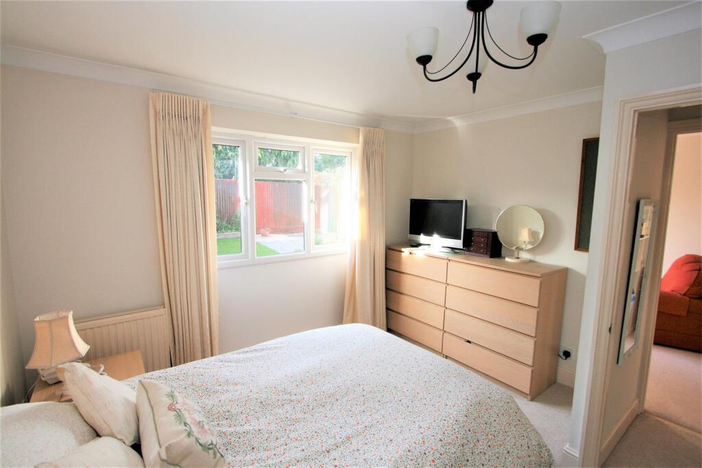 Additional image 7 of Grovebury Gardens, Park Street, St. Albans