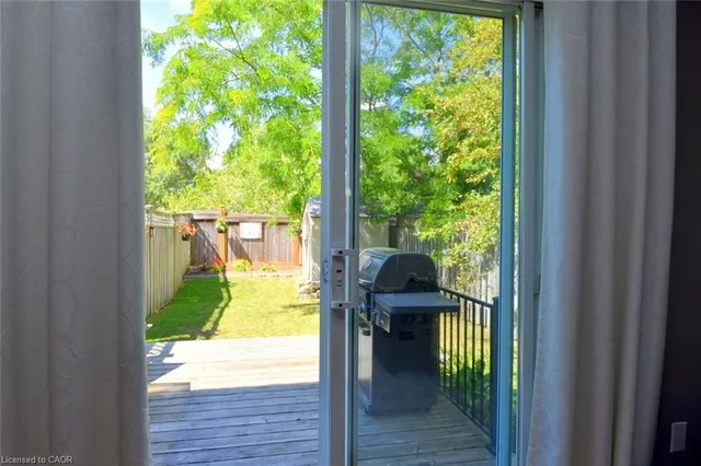 Additional image 7 of 15 Bronte Crt