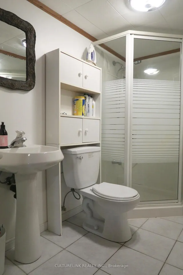 Additional image 22 of 568 Cummer Ave