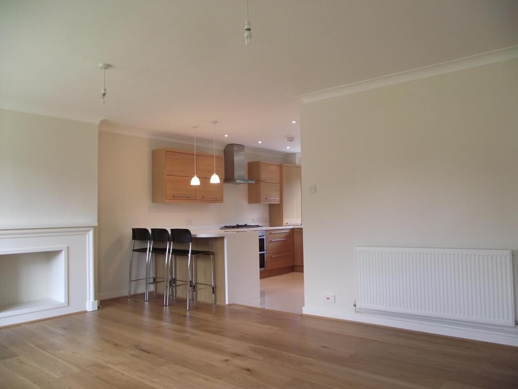 Additional image 4 of Charmouth Court St. Albans AL1