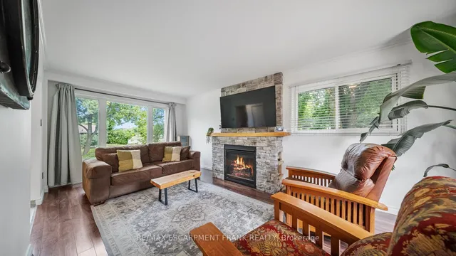 Additional image 9 of 1 YORKDALE Cres