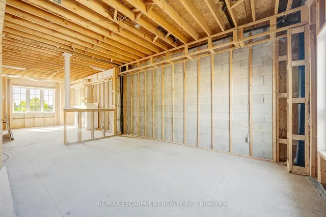 Additional image 12 of 6544 Opera Glass Cres