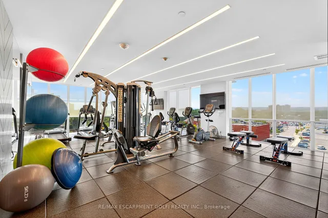 Additional image 43 of 2025 MARIA St Unit 1506