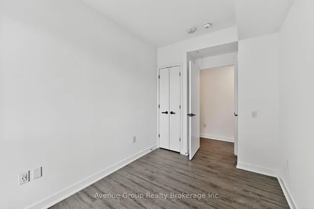 Additional image 23 of 55 Charles St Unit 1206