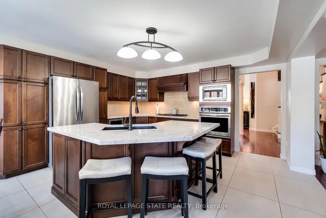 Additional image 14 of 274 Springvalley Cres