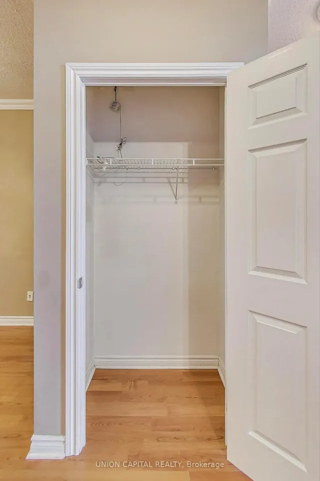 Additional image 27 of 5229 Dundas St Unit 1104