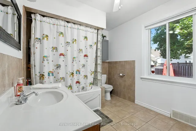 Additional image 20 of 7 Deer Ave