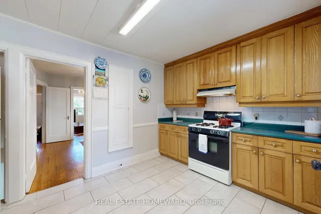 Additional image 15 of 87 Guestville Ave