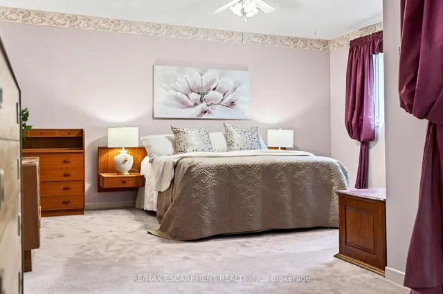 Additional image 23 of 1552 Kerns Rd Unit 4