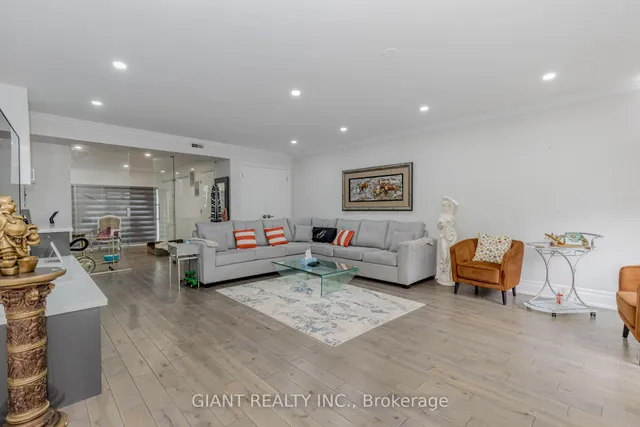 Additional image 32 of 90 Main St