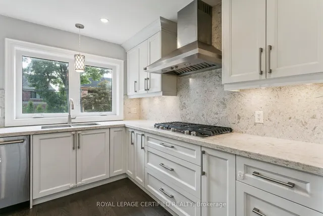 Additional image 12 of 462 The Kingsway