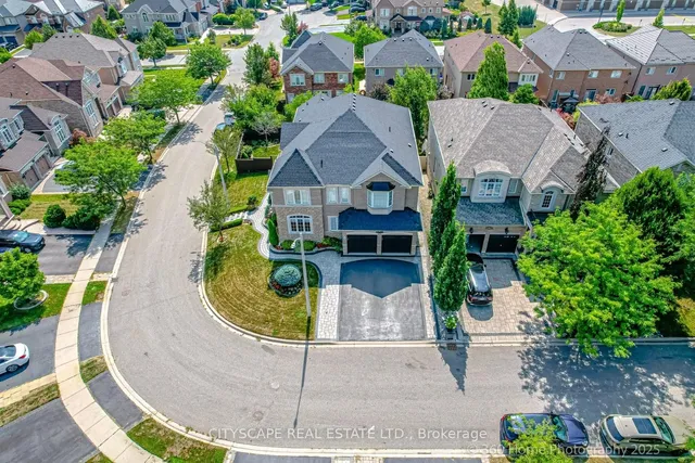 Additional image 2 of 4 Hellyer Ave