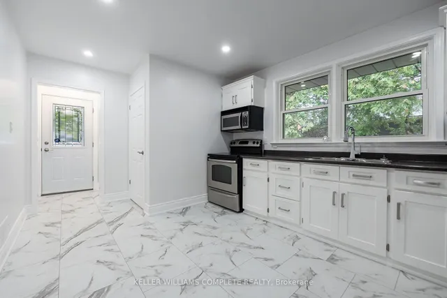 Additional image 14 of 1392 Royal Dr