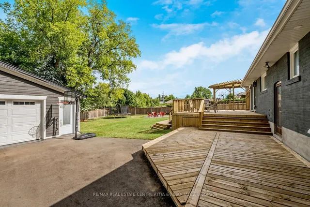 Additional image 43 of 400 Highside Dr