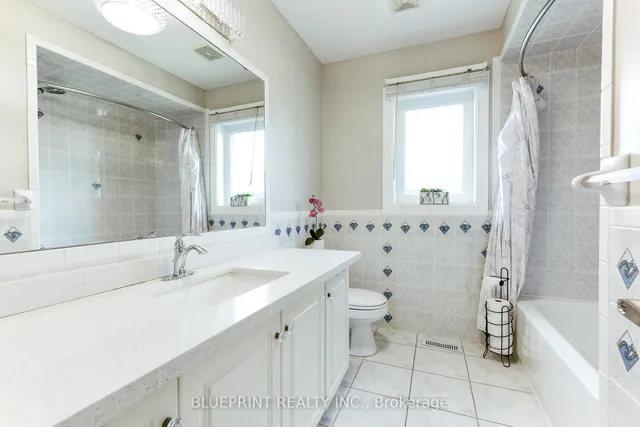 Additional image 26 of 812 Knotty Pine Grve