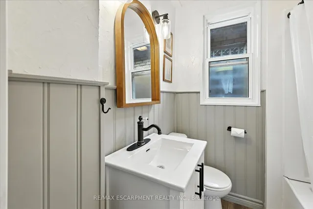 Additional image 16 of 17 Cameron Ave