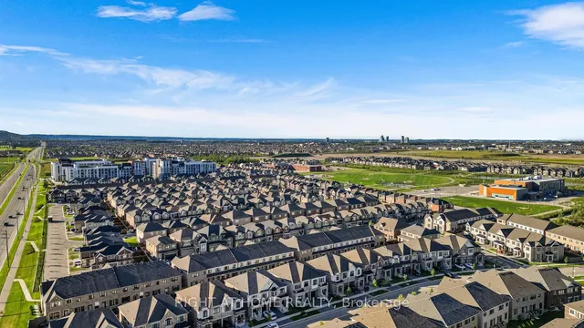 Additional image 47 of 471 Bergamot Ave