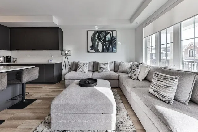 Additional image 14 of 1841 Thames Circ