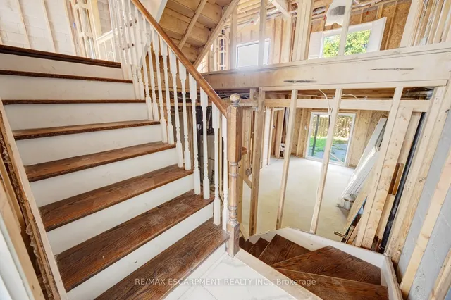 Additional image 30 of 6544 Opera Glass Cres