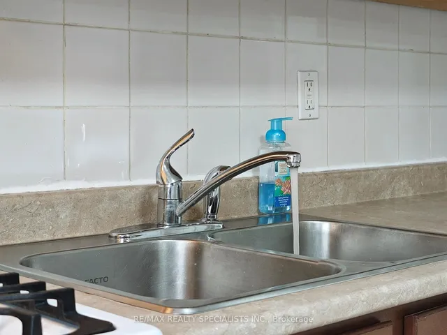 Additional image 25 of 18 Mary St