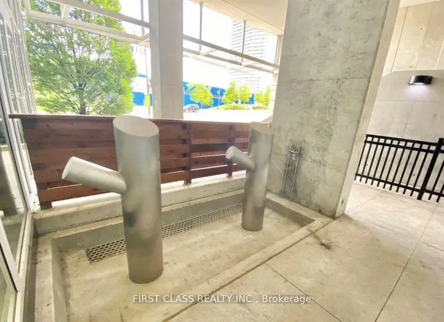 Additional image 18 of 19 Singer Crt Unit 201B