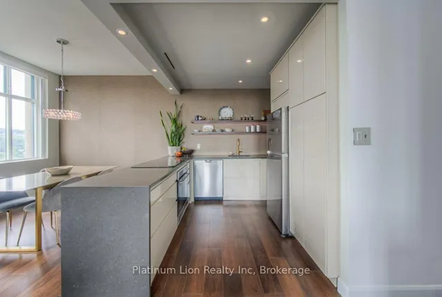 Additional image 27 of 36 James St Unit 1102