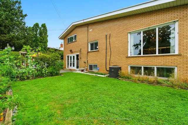 Additional image 49 of 16 Southill Dr