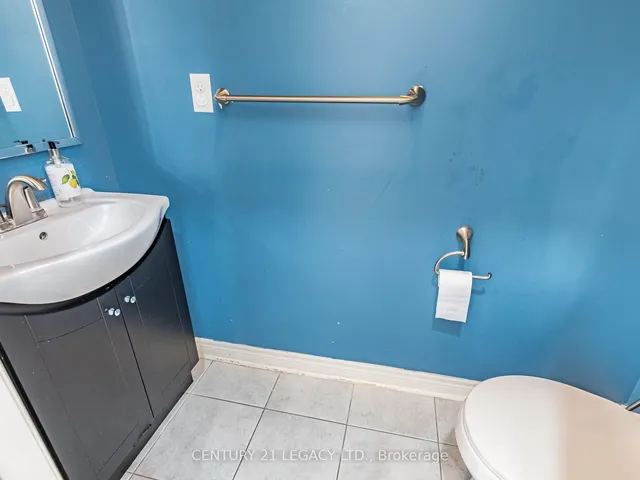 Additional image 6 of 674 Coach Dr