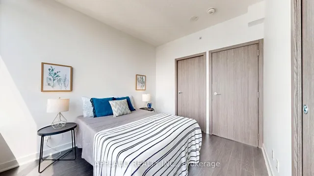 Additional image 21 of 17 Bathurst St Unit 3302