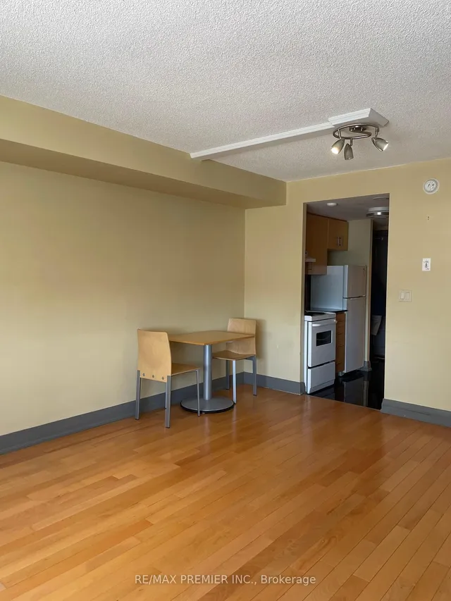 Additional image 12 of 2737 Keele St Unit 325