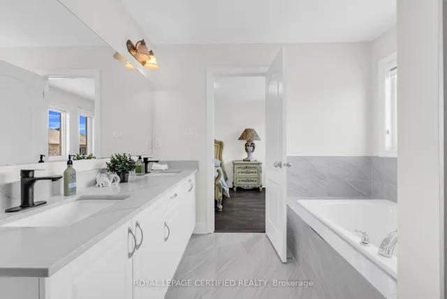 Additional image 29 of 61 Dunley Cres