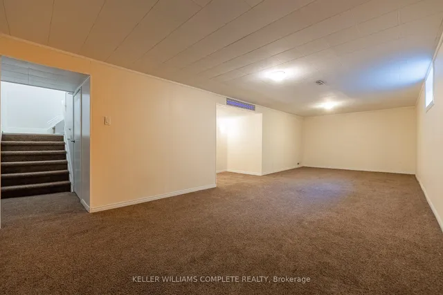 Additional image 27 of 1392 Royal Dr