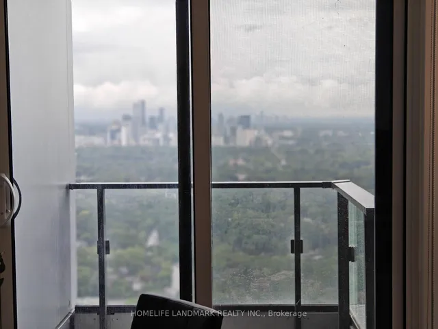 Additional image 19 of 395 Bloor St Unit 5405