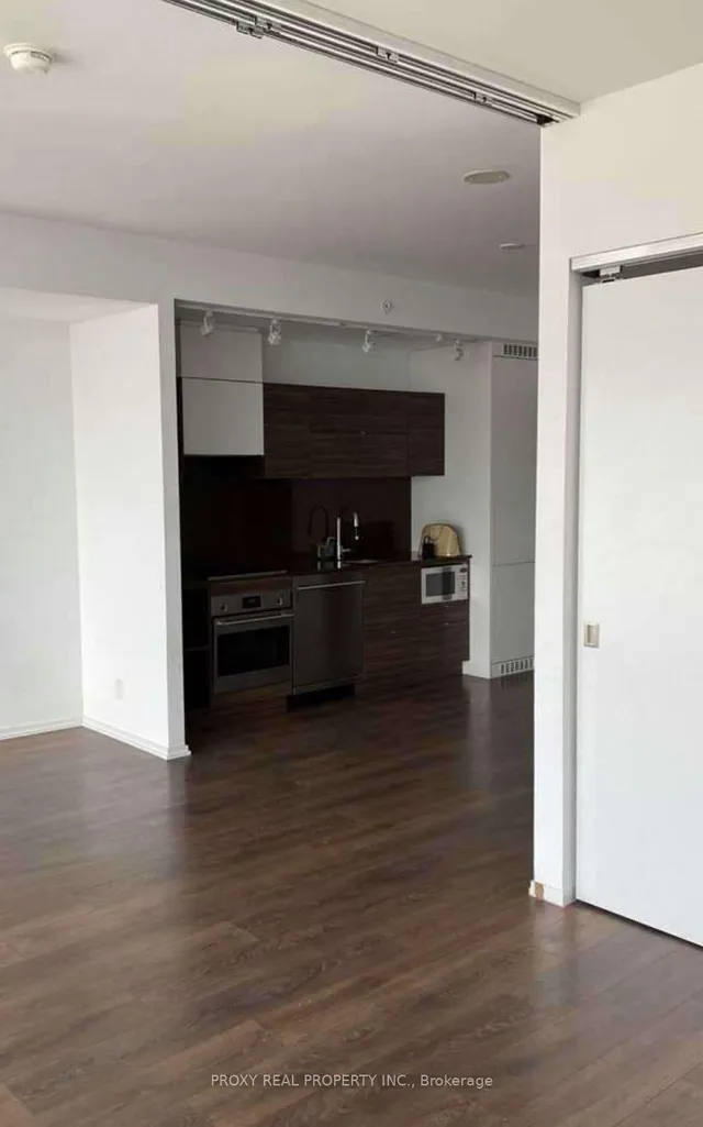 Additional image 5 of 125 Peter St Unit 2404