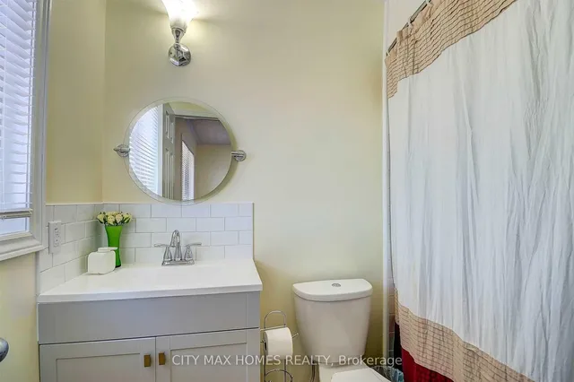 Additional image 14 of 4 Cranberry Cres