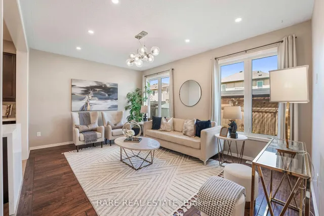 Additional image 15 of 953 Rigo Cross