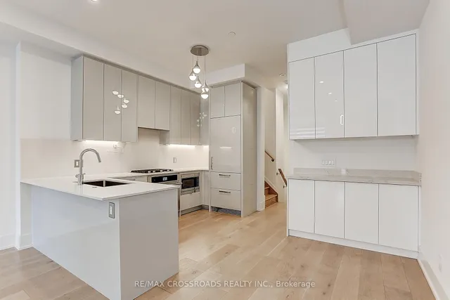 Additional image 9 of 270 Davenport Rd Unit TH3