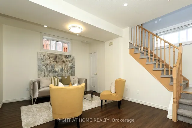 Additional image 24 of 28 Legend Lane