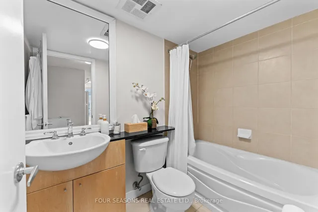 Additional image 14 of 361 Front St Unit 2510