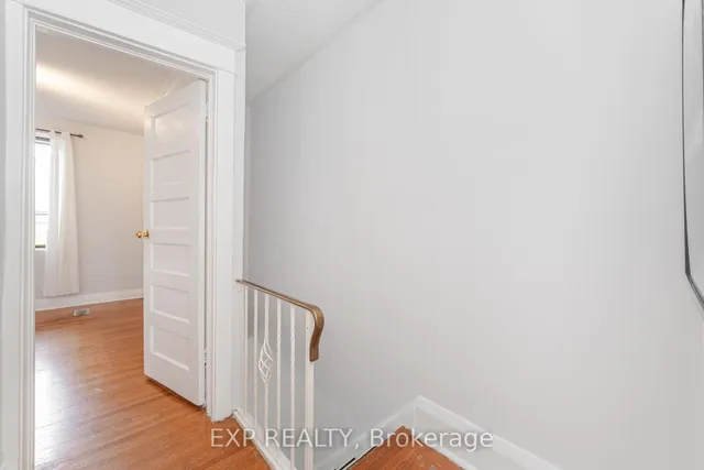 Additional image 20 of 214 Silverthorn Ave