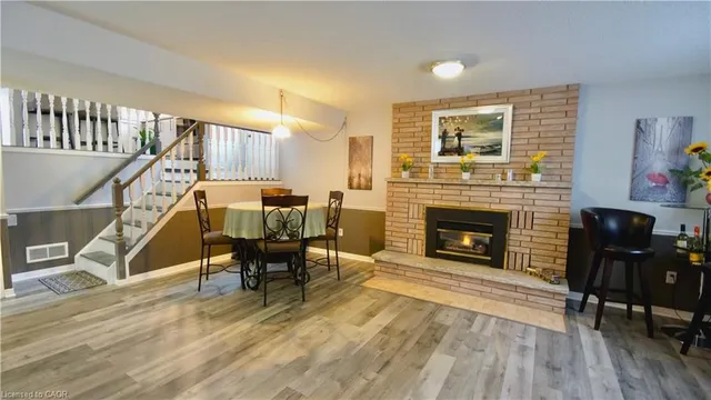 Additional image 23 of 40 Lyton Cres