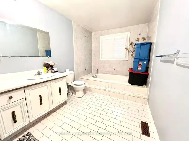 Additional image 18 of 327 Goldhawk Tr